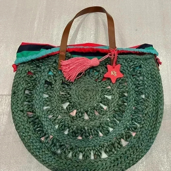 White Stuff Green Crochet Beach Tote with Lining - Picture 3 of 8